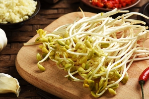 黄豆芽怎么做好吃又简单？