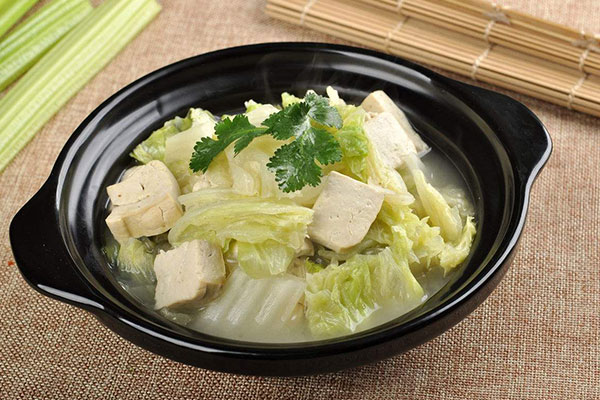 白菜炖豆腐的做法步骤